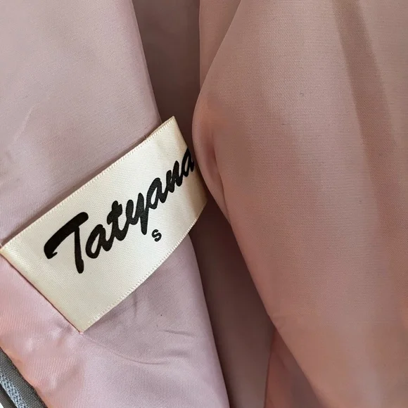 Tatyana Sleeveless, Gray, White Floral Embroidery Crystal Swing Dress - Picture 6 of 8